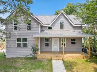 230 2nd Ave, Baraboo, WI 53913