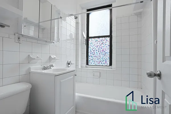 Rented by Lisa Management Inc | media 12