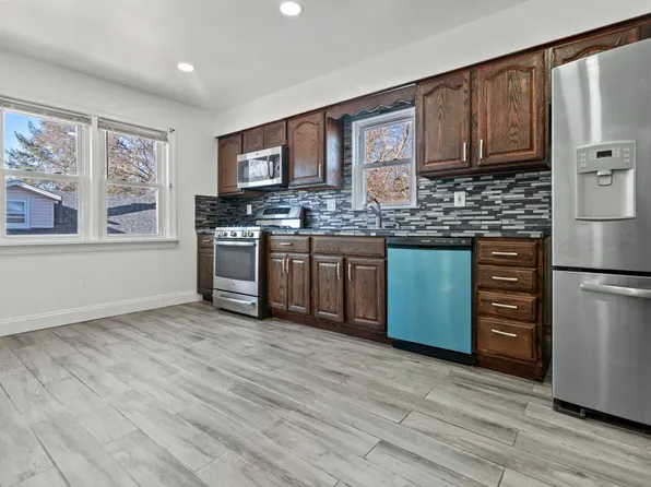 254 Lexington Ave Unit 2, Dumont, NJ 07628