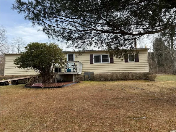 11900 Townley Hill Rd, Corning, NY 14830