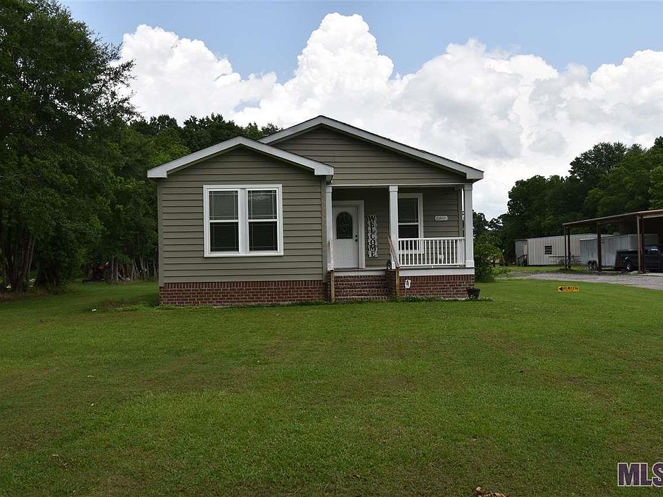 1st image of 41460 Vicki Ln