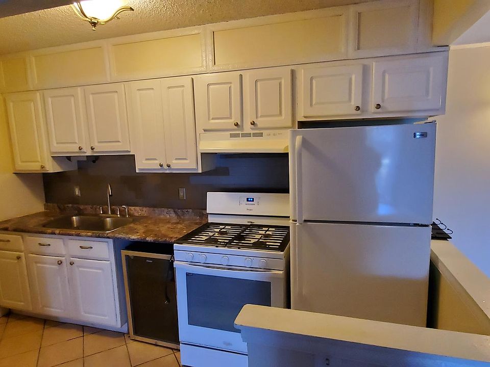 1st image of 1750 N Marywood Ave APT 203