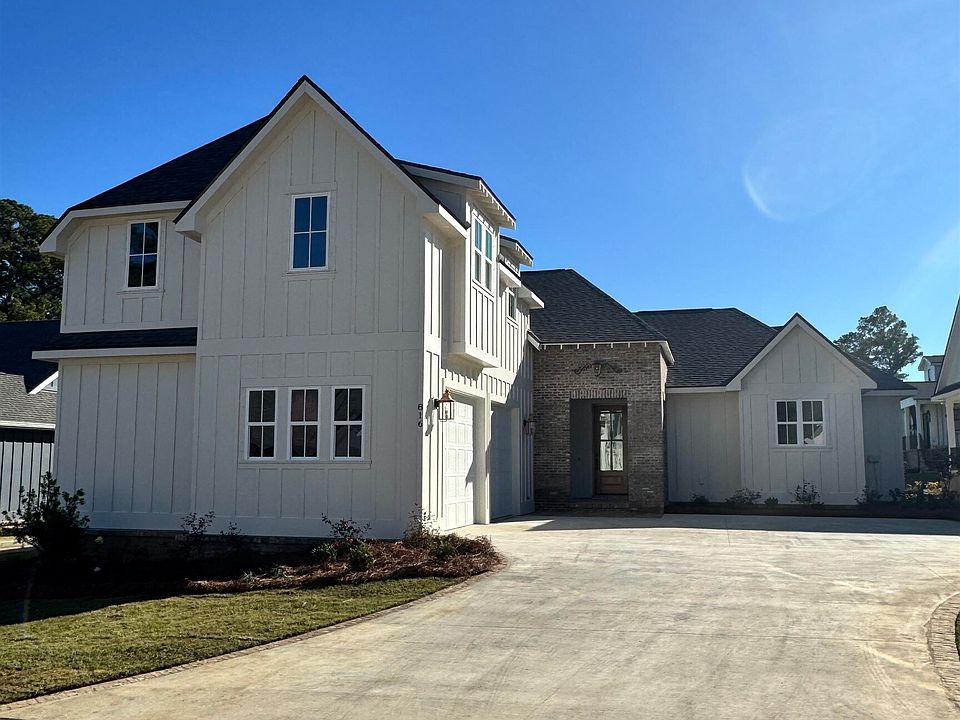 2nd image of 816 Geranium Dr