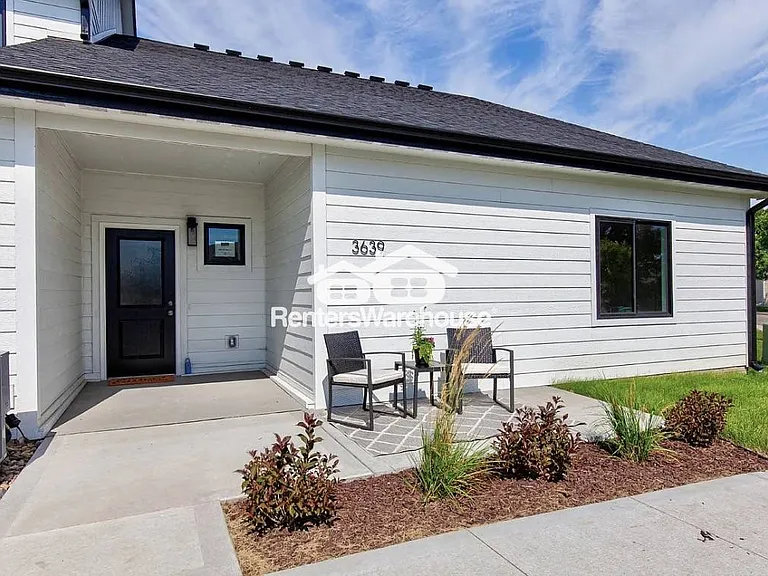 3639 NE Kara Ln — Photo 22