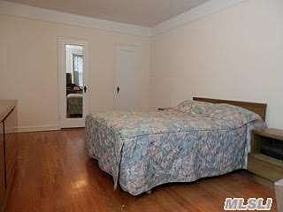 2nd image of 6910 Yellowstone Blvd APT 423