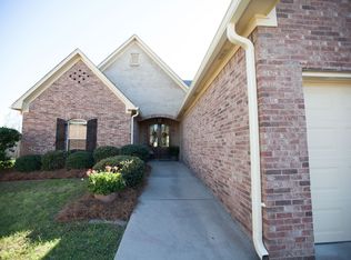 103 Wells Ct, Canton, MS 39046