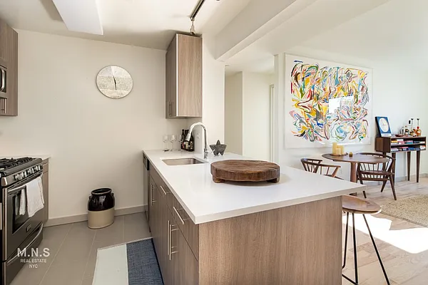 Rented by MNS | media 23