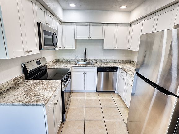 3rd image of 4545 Overlook Dr NE APT C
