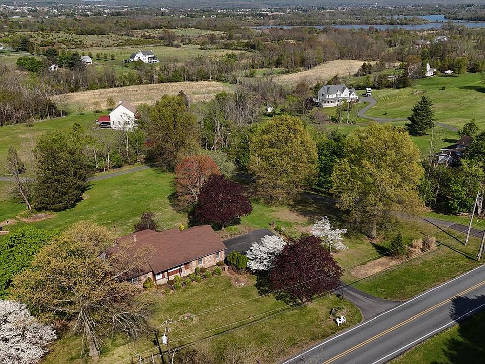 1st image of 2735 Kutztown Rd