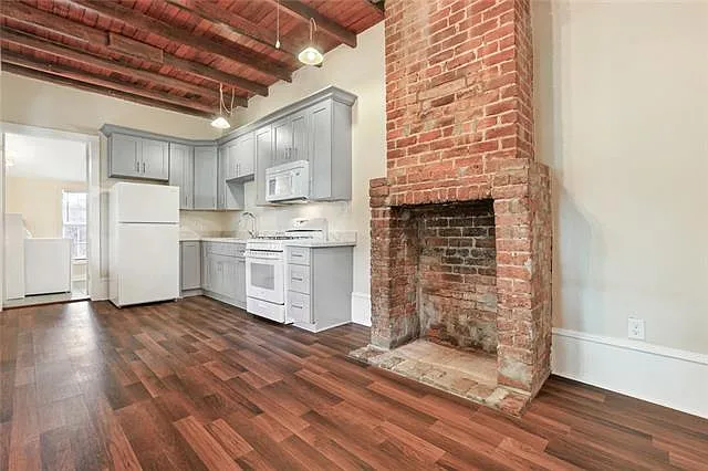 708 Louisa St #E — Photo 3