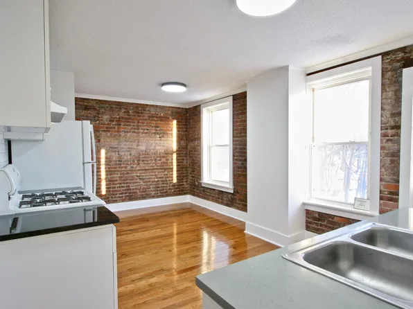 27 Church St #C, Pittsfield, MA 01201