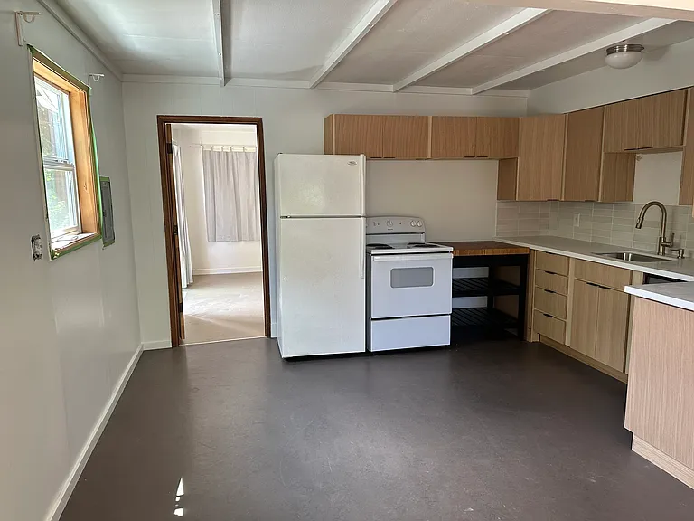 4615 NE 52nd Ave #LEFT — Photo 6