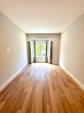 718 Masonic Ave — Photo 10