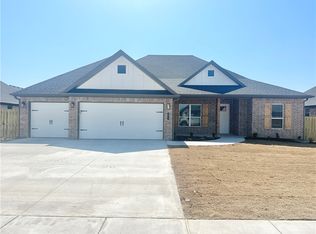 879 Budrio Ave, Springdale, AR 72762