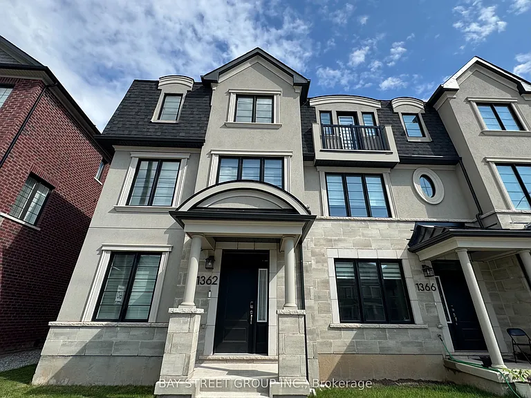 1362 William Halton Pkwy W — Photo 2