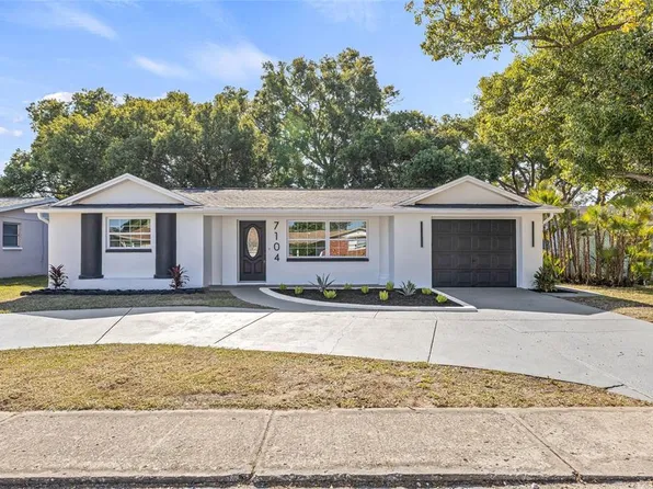 7104 Mayfield Dr, Port Richey, FL 34668