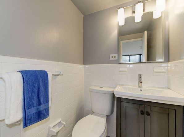 4350 N Lorcom Ln #204