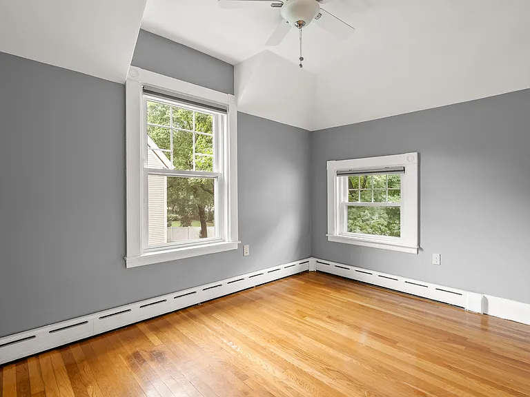 103 Hollis Ave — Photo 24