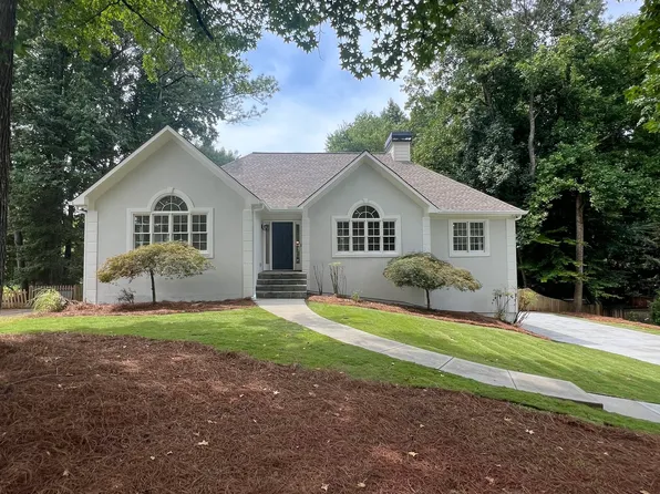 8040 Wynfield Dr, Cumming, GA 30040