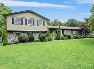 226 Green Harbor Rd, Old Hickory, TN 37138