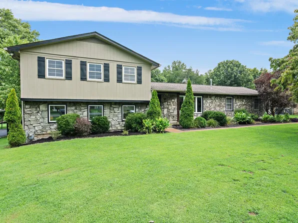 226 Green Harbor Rd, Old Hickory, TN 37138