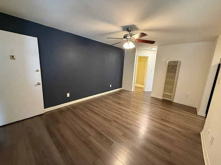 1032-1036 S Normandie Ave #5 — Photo 4