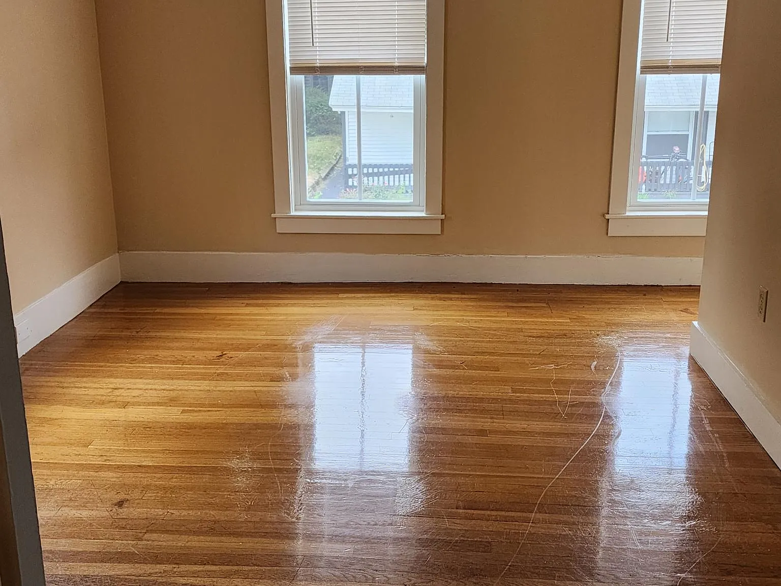2 bed, 700 sqft, $1,700 — Photo 1