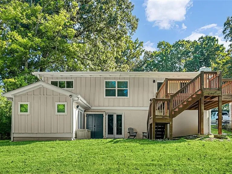 3476 Alison Dr — Photo 28