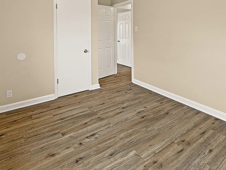 1201 Billings Dr — Photo 17