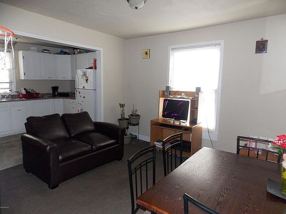 2nd image of 1038 Butterworth St SW