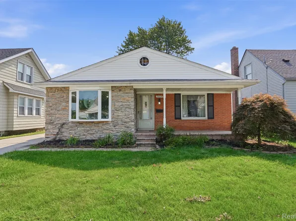 2469 Grindley Park St, Dearborn, MI 48124