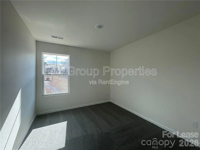 582 30th Avenue Cir — Photo 8