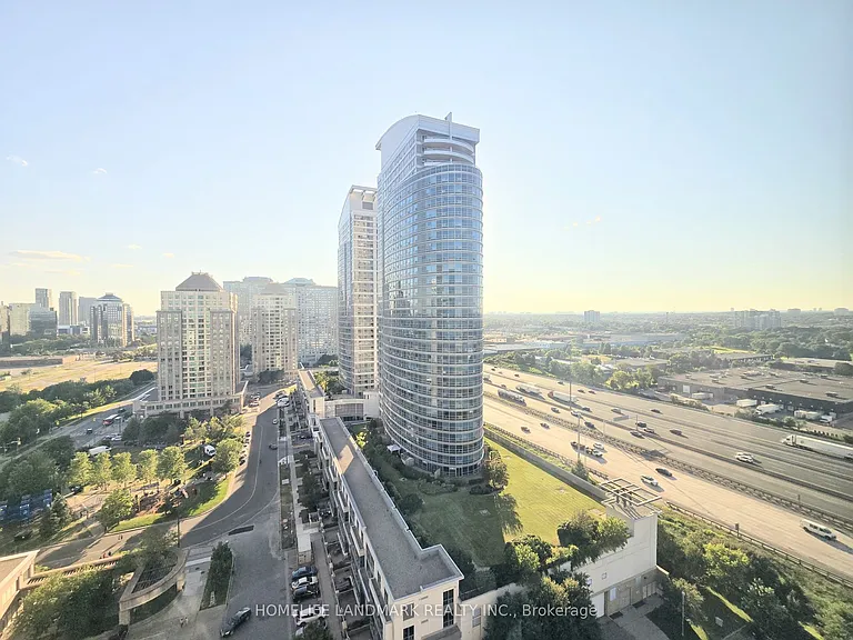 11 Lee Centre Dr #2102 — Photo 12