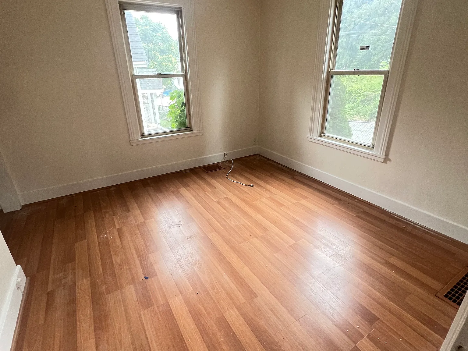 3 bed, 1374 sqft, $3,200 — Photo 4