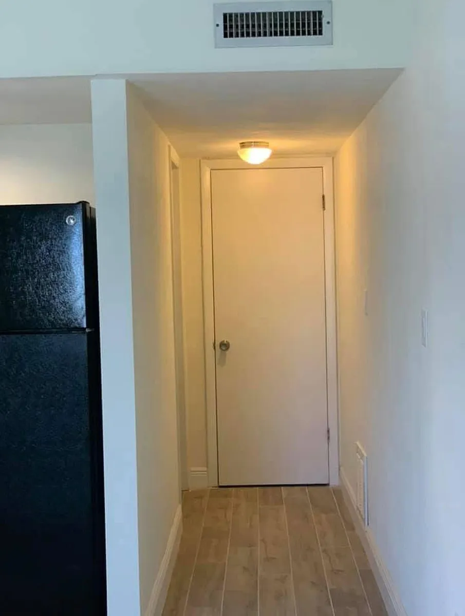 Building Photo - 2815 W Waters Ave #B