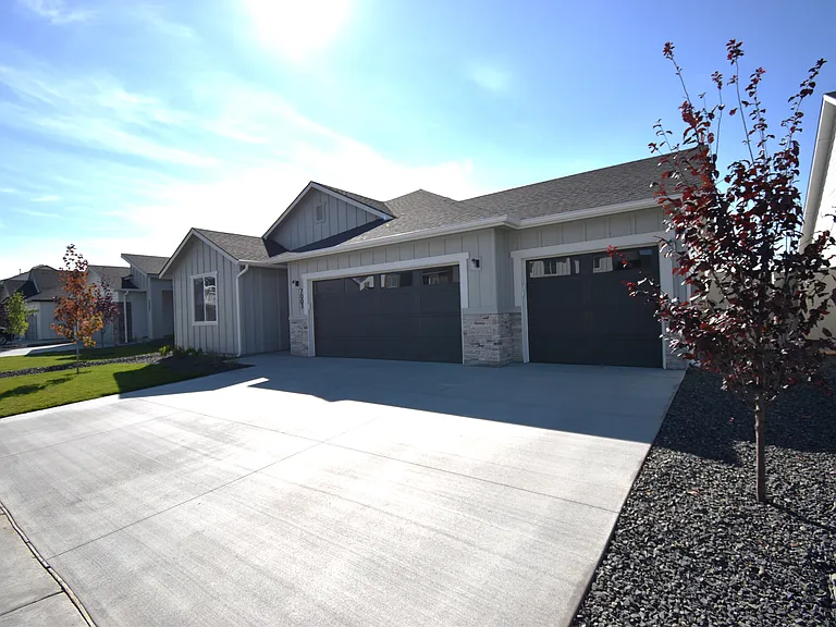 7003 W Redwood Creek Dr — Photo 2