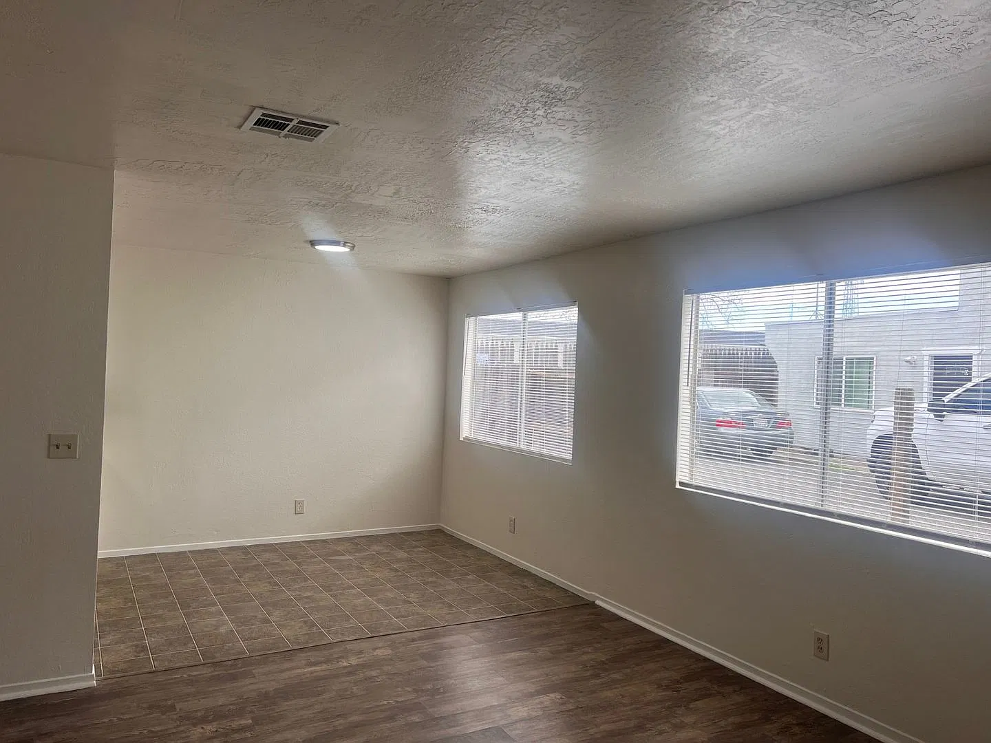 395 Buckeye Terrace — Photo 3