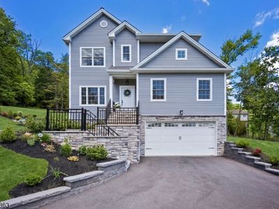 518-520 Cardinal Ln, Green Brook, NJ, 08812