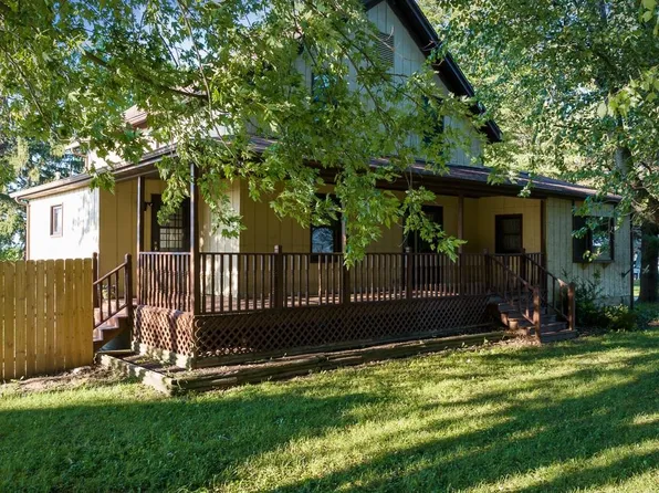 7018 Best Rd, Pecatonica, IL 61063