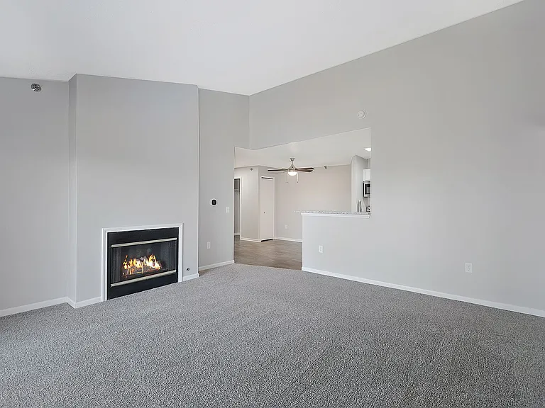 Pendleton Park Apartments — Photo 18