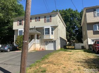 812 1st St #B, Dunellen, NJ 08812