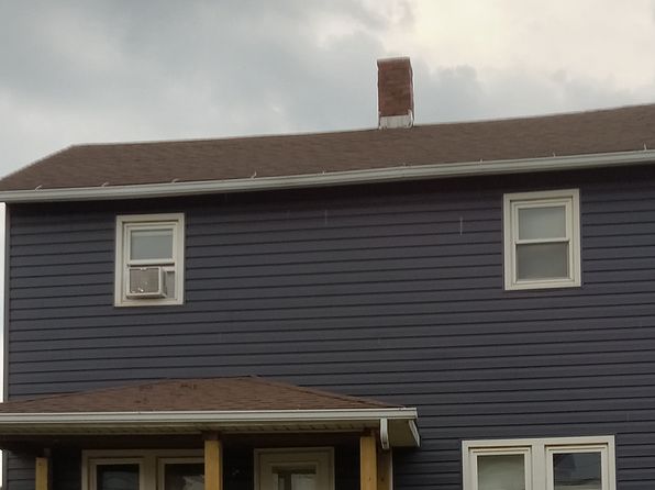 38 Cedar St