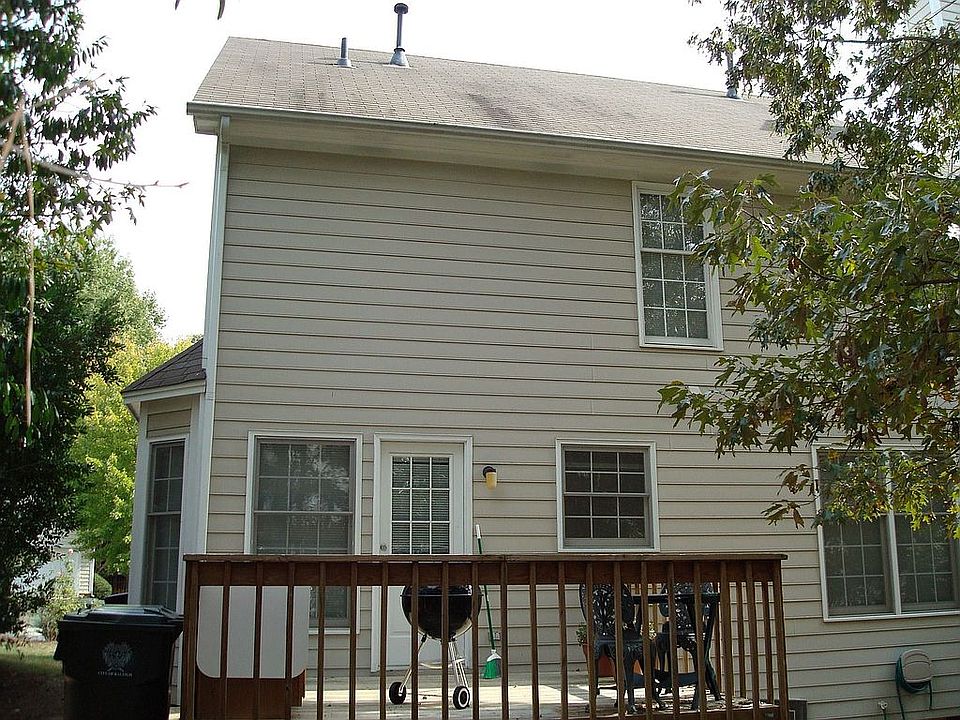rear view with deck