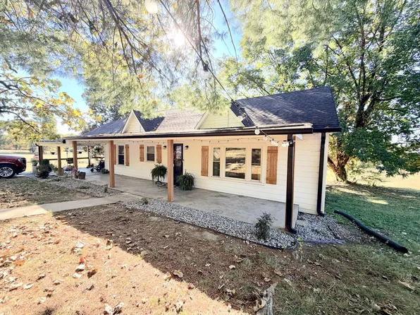1340 Puryears Bend Rd, Hartsville, TN 37074