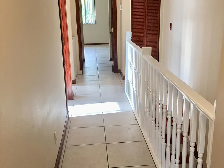 139 Sparrow Dr #1A — Photo 11