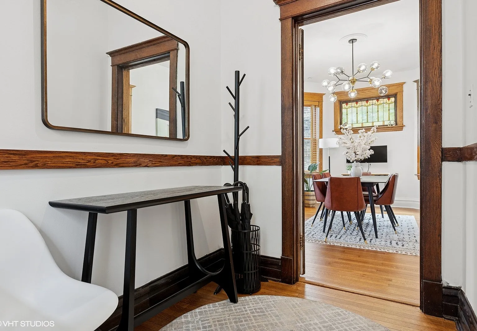 1419 W Winona St — Photo 4