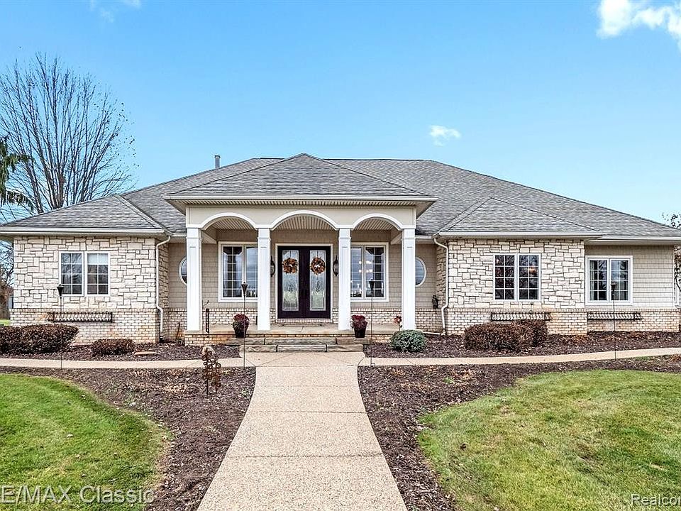 275 Maxfield Rd, Brighton, MI 48114 Zillow