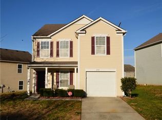 2729 Cochrane Dr, Charlotte, NC 28269