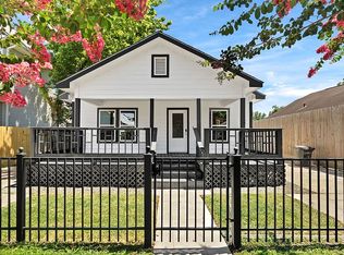 931 Adele St, Houston, TX 77009