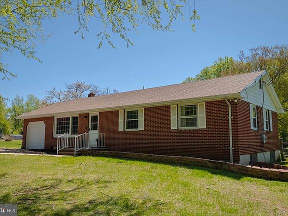 2nd image of 4007 Lee Rd